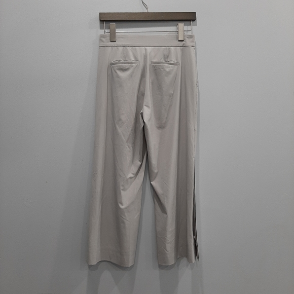 Athleta Grey Tribeca Crop Pant Size 0 - Picture 6 of 7